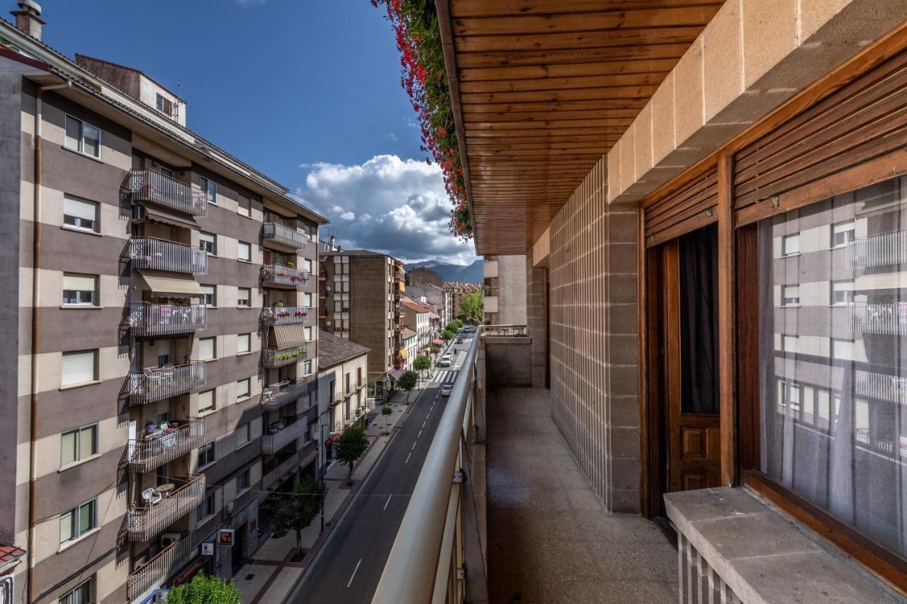 Apartamento Pirineo Aragones Sabinanigo Exterior photo